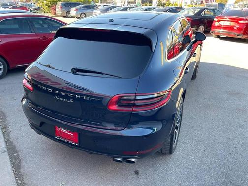2018 Porsche Macan S
