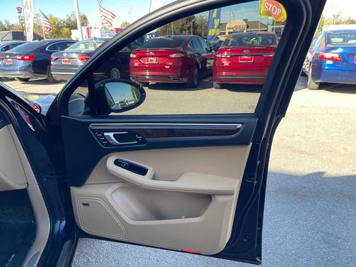 2018 Porsche Macan S