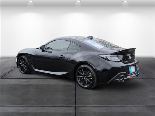 2024 Toyota GR86 Premium