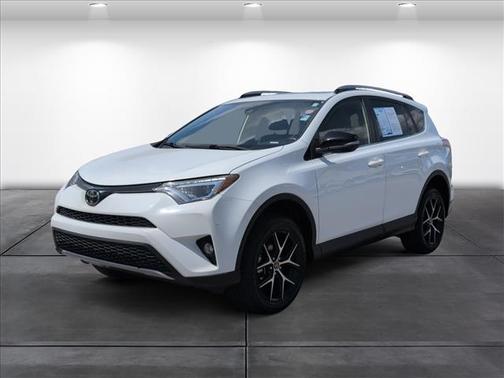 2018 Toyota RAV4 SE