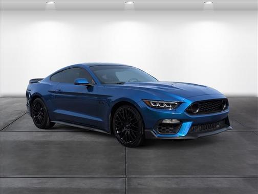 2017 Ford Mustang GT Premium
