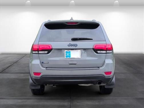 2020 Jeep Grand Cherokee Upland