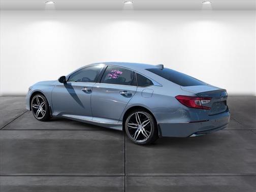 2022 Honda Accord Hybrid Touring