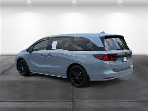 Sonic Gray Pearl 2024 Honda Odyssey