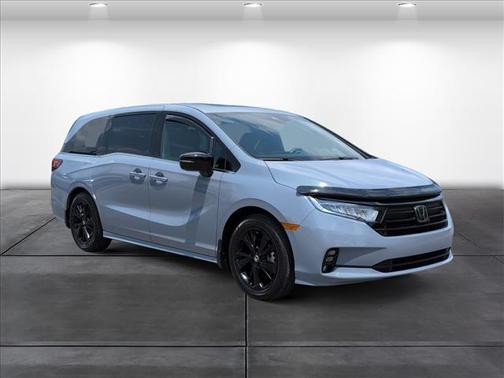 Sonic Gray Pearl 2024 Honda Odyssey