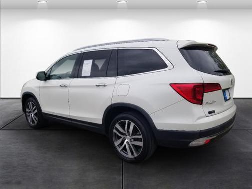2017 Honda Pilot Elite