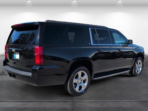 2016 Chevrolet Suburban LT
