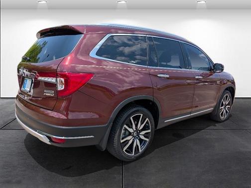2021 Honda Pilot Touring 8-Passenger