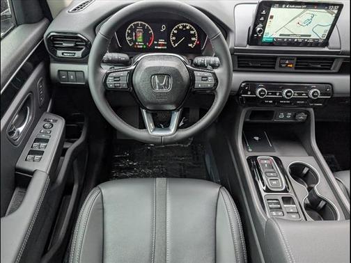 2025 Honda Pilot Touring 8-Passenger