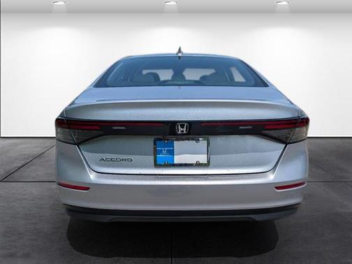 2025 Honda Accord LX 1.5T