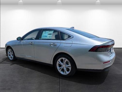 2025 Honda Accord LX 1.5T