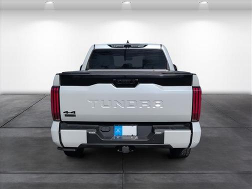 2024 Toyota Tundra Hybrid Platinum