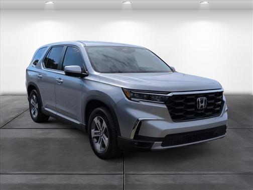 2023 Honda Pilot 2WD EX-L 8 Passenger