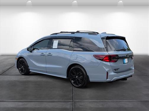 Sonic Gray Pearl 2026 Honda Odyssey