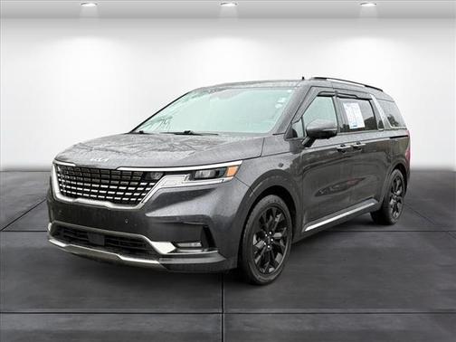 2023 Kia Carnival SX