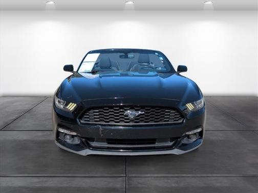 2016 Ford Mustang V6