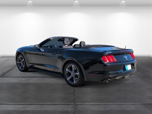 2016 Ford Mustang V6
