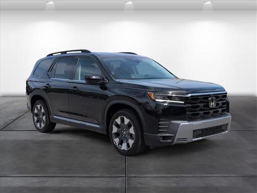 Crystal Black Pearl 2026 Honda Pilot