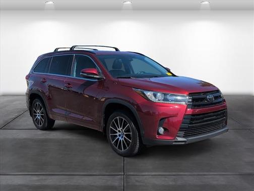2018 Toyota Highlander SE