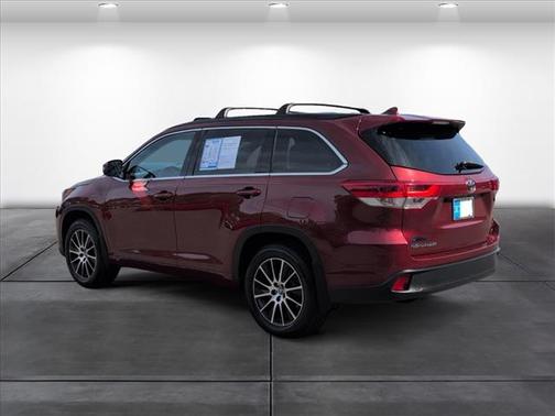 2018 Toyota Highlander SE