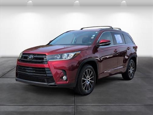 2018 Toyota Highlander SE