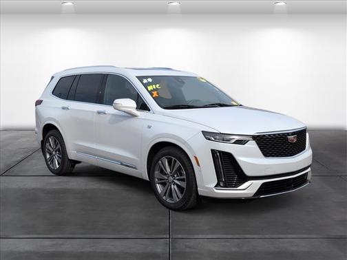 2024 Cadillac XT6 Premium Luxury FWD