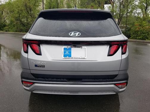 2025 Hyundai TUCSON SE