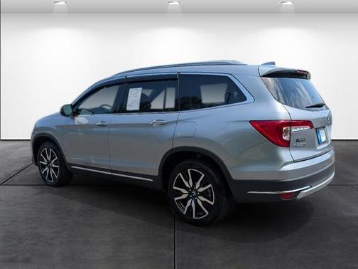 2020 Honda Pilot Touring 8-Passenger