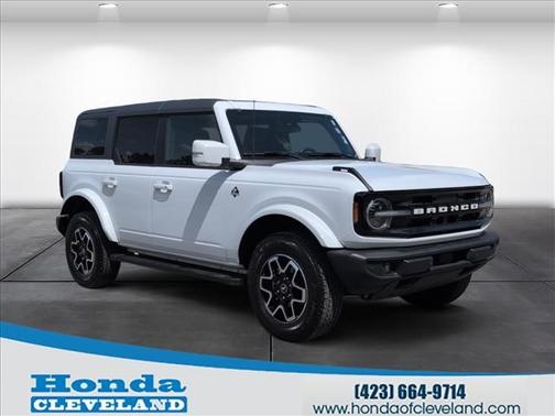 OXFORD WHITE 2024 Ford Bronco Outer Banks