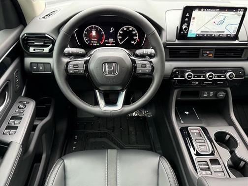 2025 Honda Pilot Touring 8-Passenger