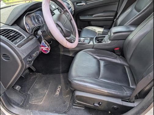 2015 Chrysler 300 Limited