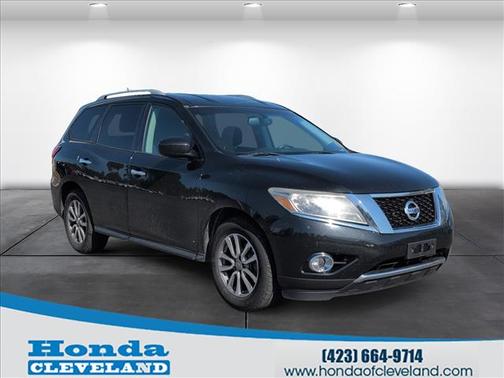 2016 Nissan Pathfinder SV