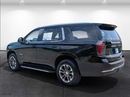 2025 Chevrolet Tahoe LS