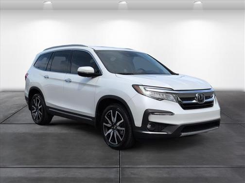 Platinum White Pearl 2022 Honda Pilot