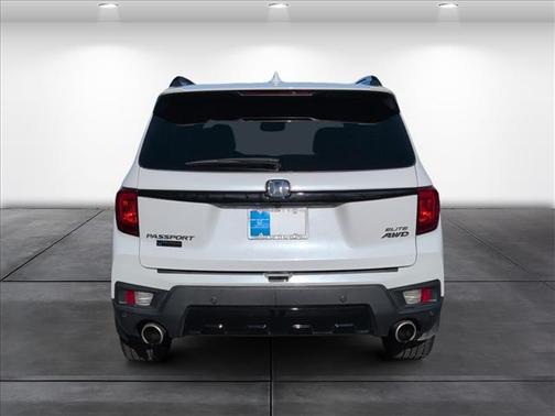 2023 Honda Passport AWD Elite