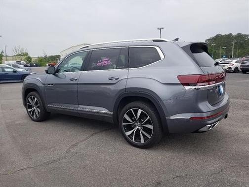 2024 Volkswagen Atlas 2.0T SEL Premium R-Line 4MOTION