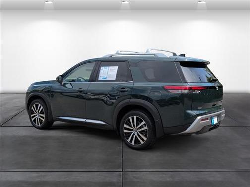 2023 Nissan Pathfinder Platinum 4WD