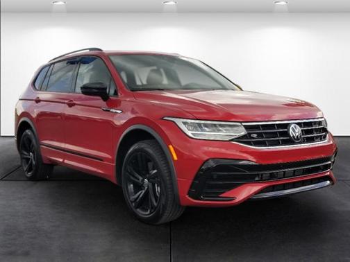 2024 Volkswagen Tiguan 2.0T SE R-Line Black 4MOTION