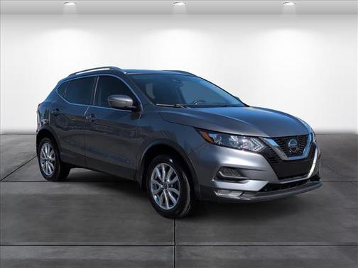 2022 Nissan Rogue Sport SV