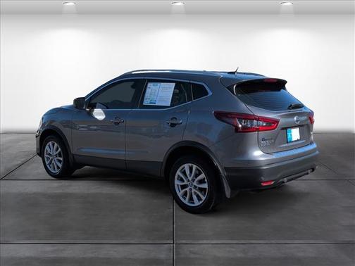 2022 Nissan Rogue Sport SV