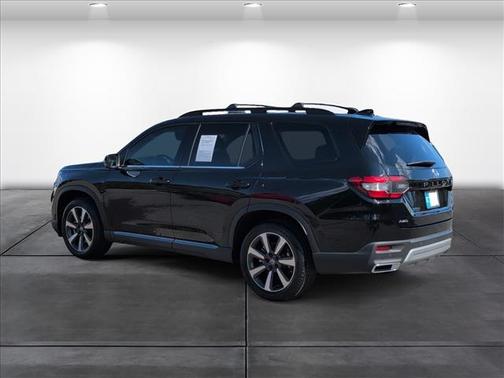 2023 Honda Pilot AWD Elite