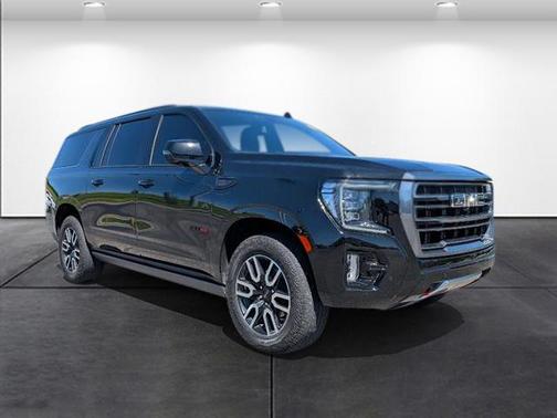 2023 GMC Yukon XL 4WD AT4