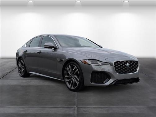 2024 Jaguar XF R-Dynamic SE P250 AWD Automatic