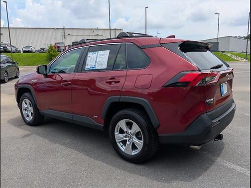 2020 Toyota RAV4 Hybrid XLE