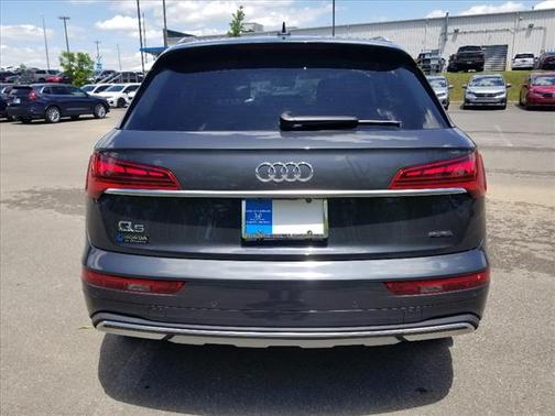 2021 Audi Q5 45 Premium Plus