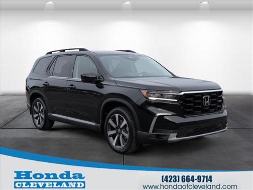 2025 Honda Pilot Touring 8-Passenger