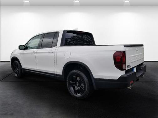 2025 Honda Ridgeline Black