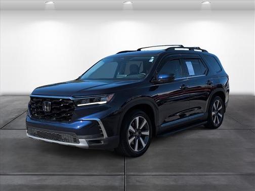 2023 Honda Pilot Touring 8-Passenger
