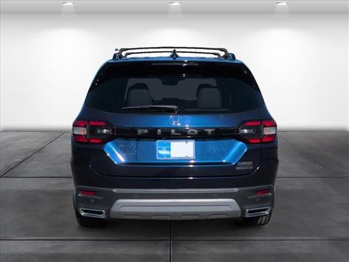 2023 Honda Pilot Touring 8-Passenger