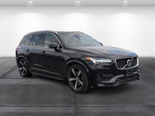 2019 Volvo XC90 T6 R-Design